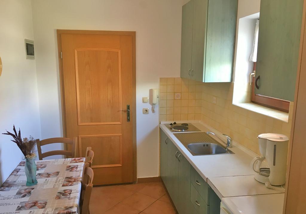 Apartman Frane Krk Town Exterior photo